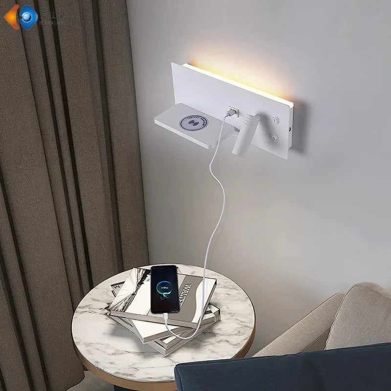Luminaire Mural LED avec Chargeur Sans Fil & USB-C